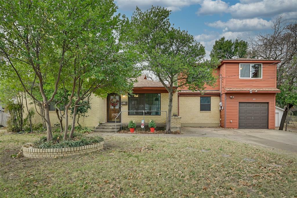 Property Photo:  501 Winters Street  TX 76114 