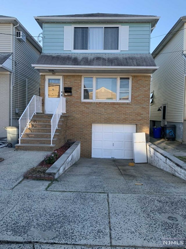 Property Photo:  743 Cleveland Avenue 1  NJ 07029 