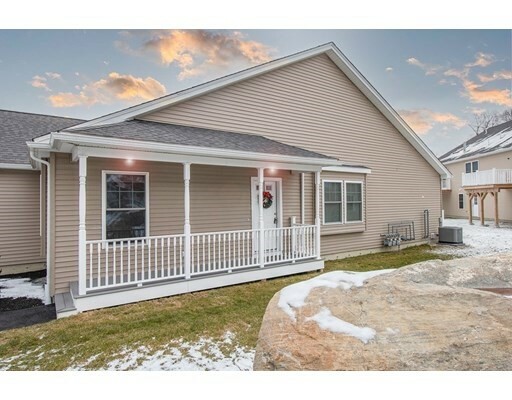 Property Photo: 14 Stratford Village Dr 14 MA 01527