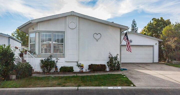 312 Justin Court  Roseville CA 95678 photo
