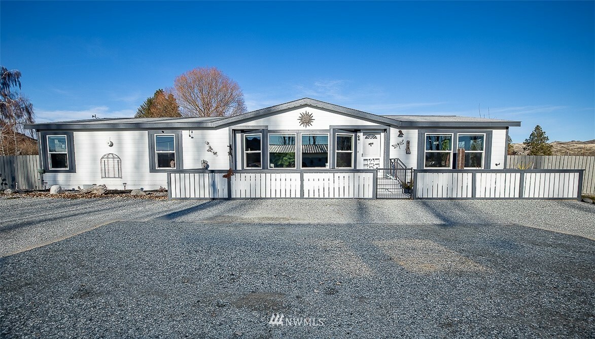 Property Photo:  164 N. Star Rd.  WA 98812 