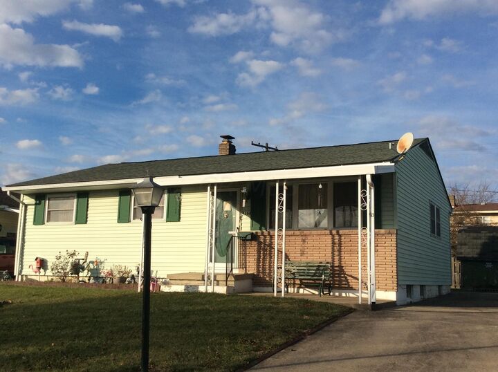 4166 Dixie Court  Columbus OH 43228 photo