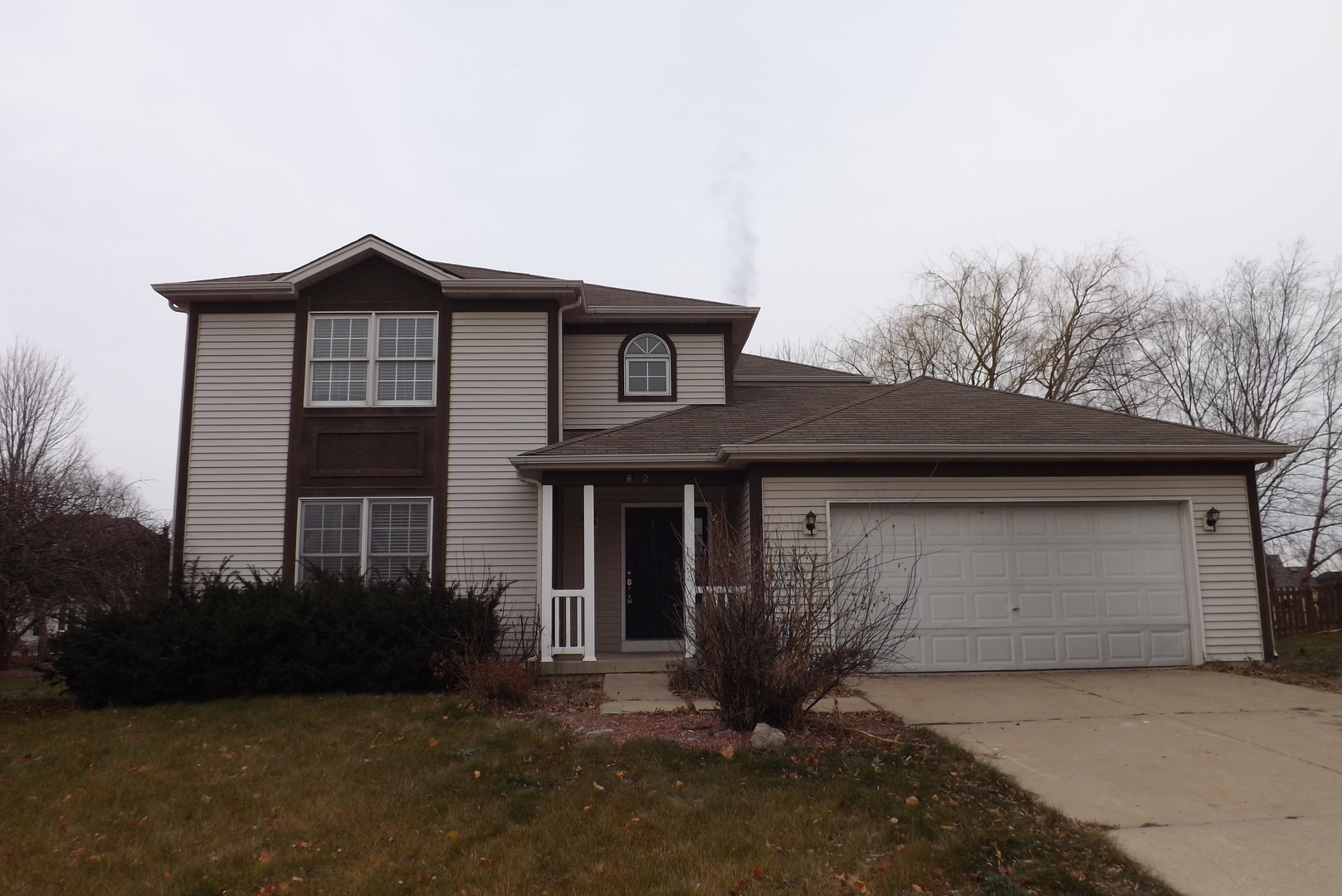Property Photo: 862 Ridge Drive IL 60119