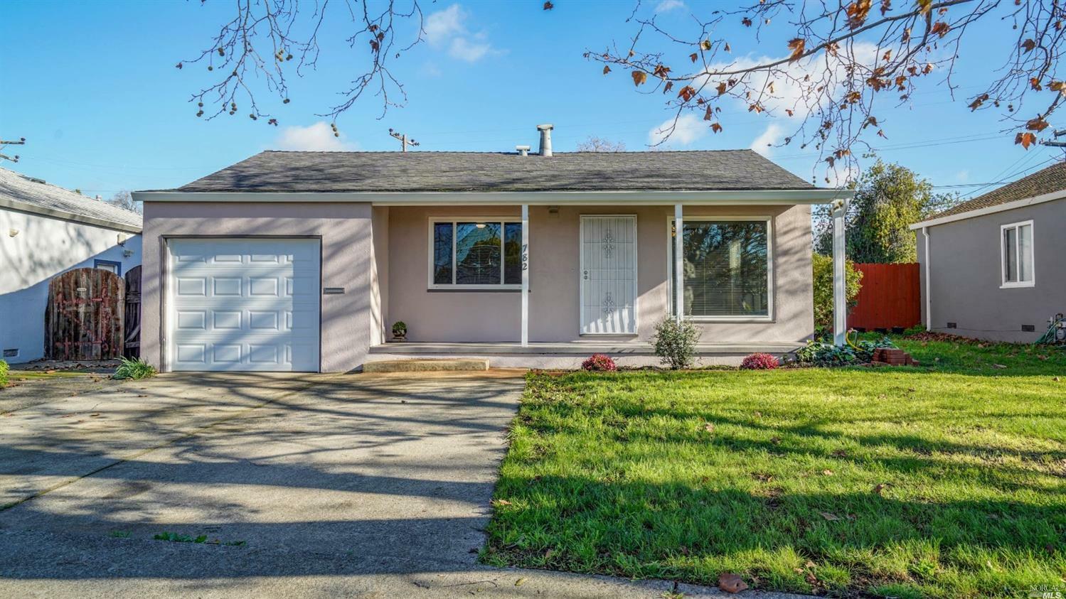 Property Photo:  782 Beechwood Avenue  CA 94591 