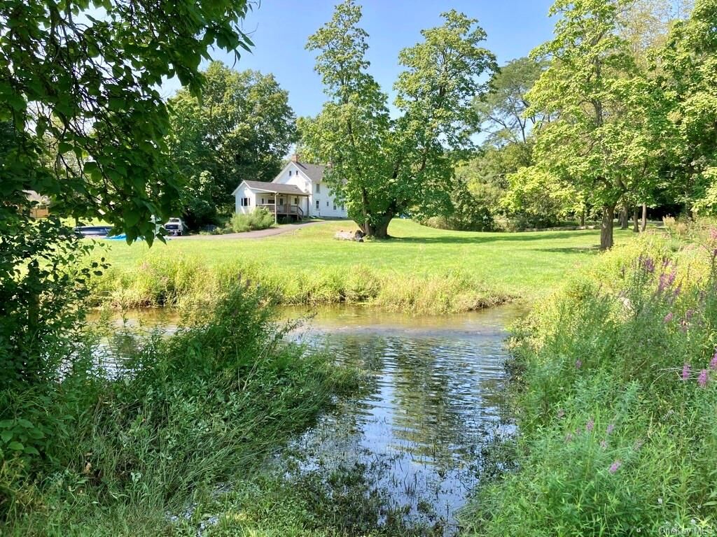 Property Photo: 72 N Fostertown Drive NY 12550