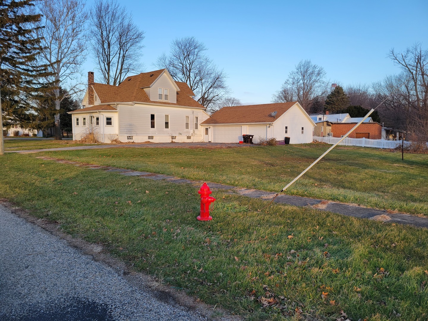 Property Photo:  601 N 875th Road  IL 61377 