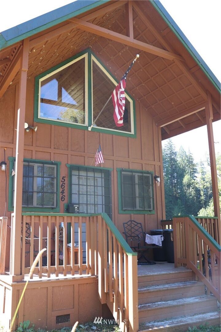 Property Photo: 5646 State Route 508 WA 98356