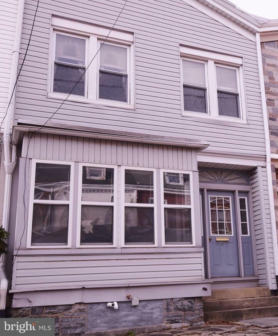 Property Photo: 916 Lititz Avenue PA 17602