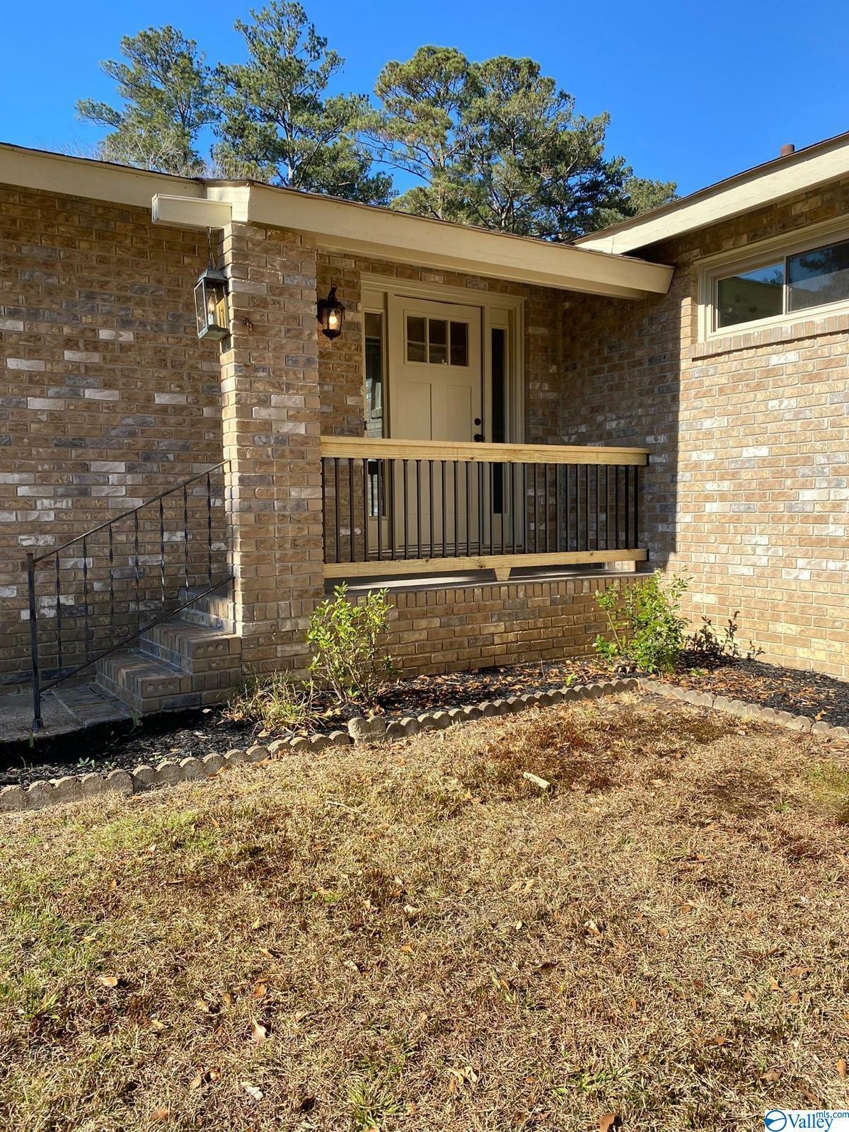 Property Photo:  210 Pine Hill Drive  AL 35960 