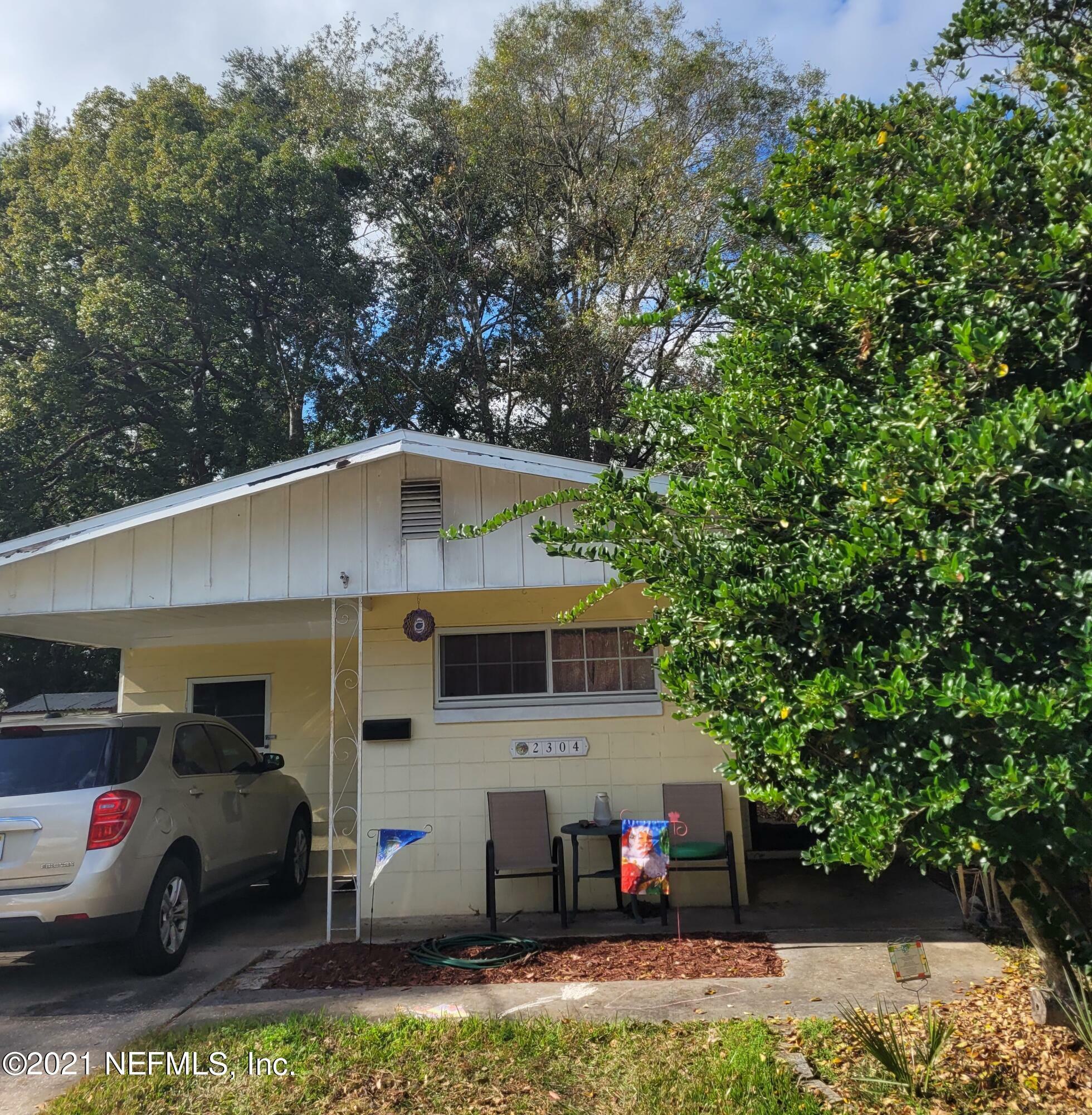 Property Photo:  2304 Hugh Edwards Drive  FL 32210 