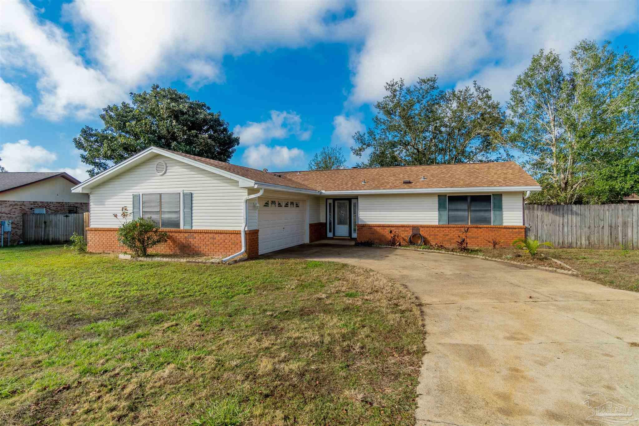 Property Photo:  2351 Silversides Loop  FL 32526 