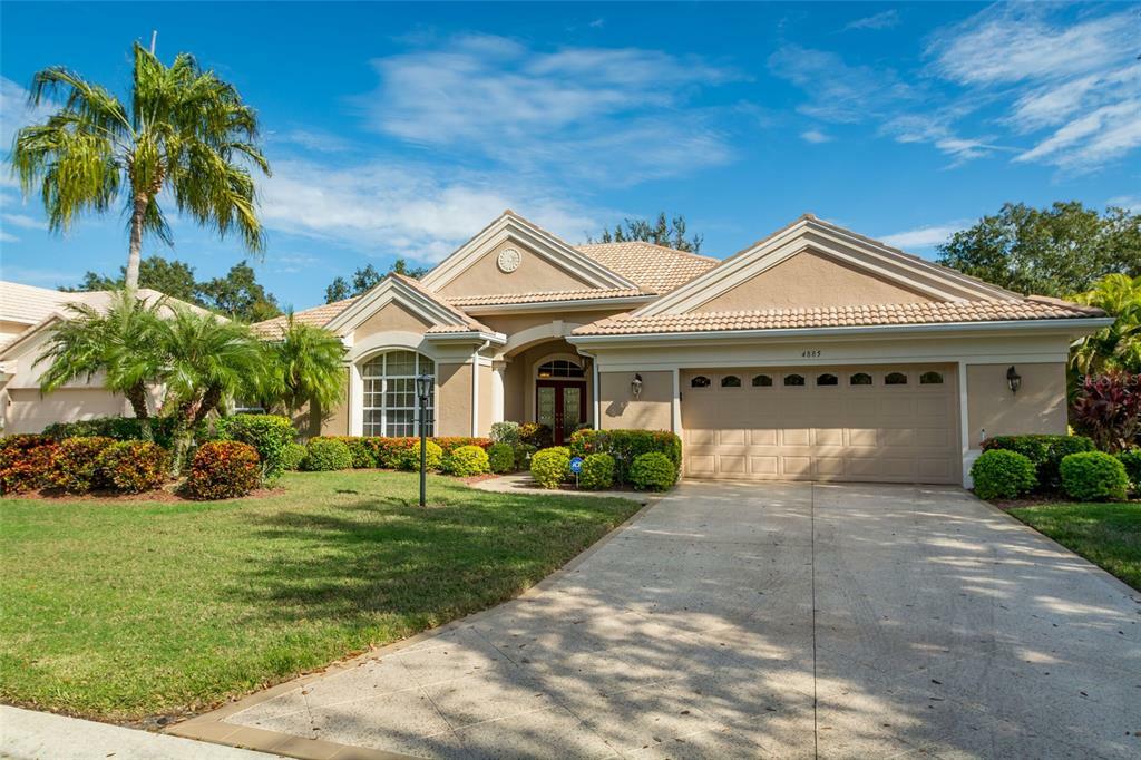 Property Photo:  4885 Carrington Circle  FL 34243 