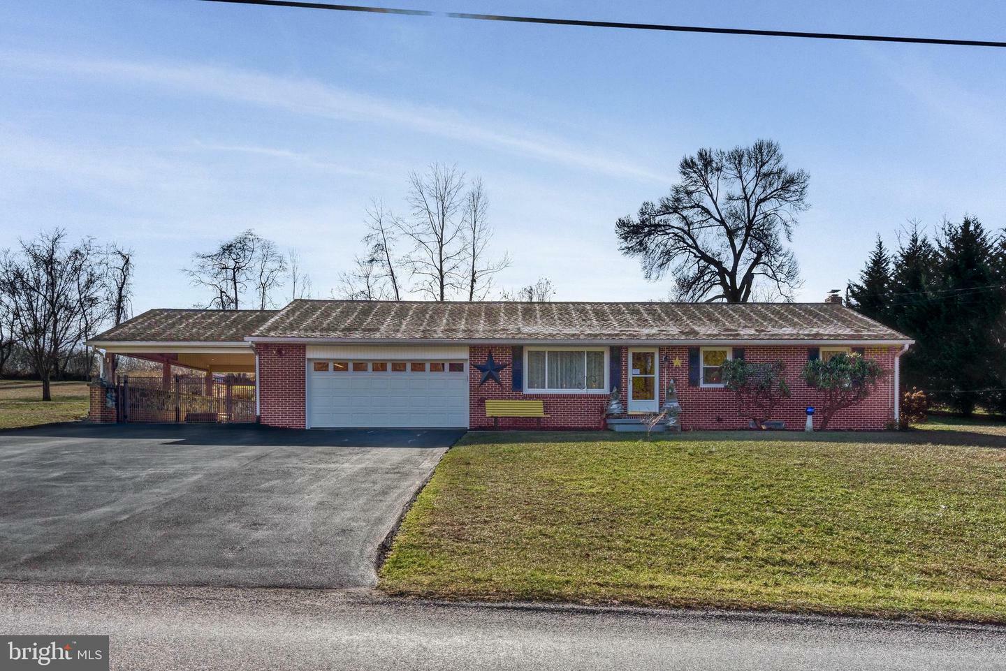 Property Photo: 4820 Tracey School Road PA 17406