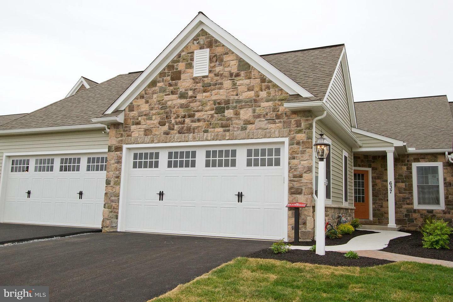 Property Photo:  637 Lititz Reserve Lane 81  PA 17543 