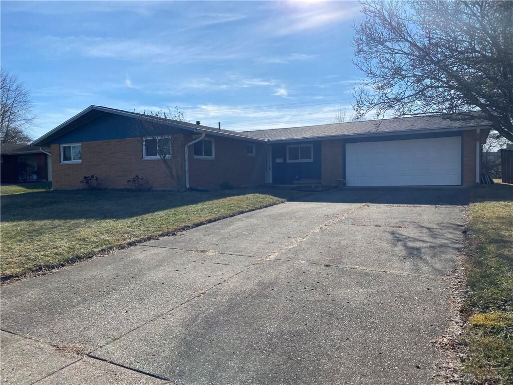 Property Photo: 1036 Peidmont Drive OH 45324