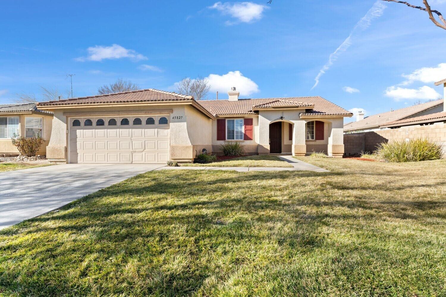 Property Photo:  45827 Caledonia Court  CA 93534 
