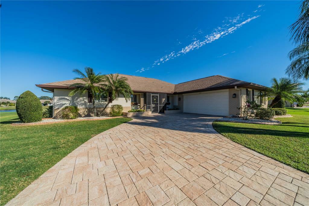 Property Photo:  1707 Wedge Court  FL 33573 