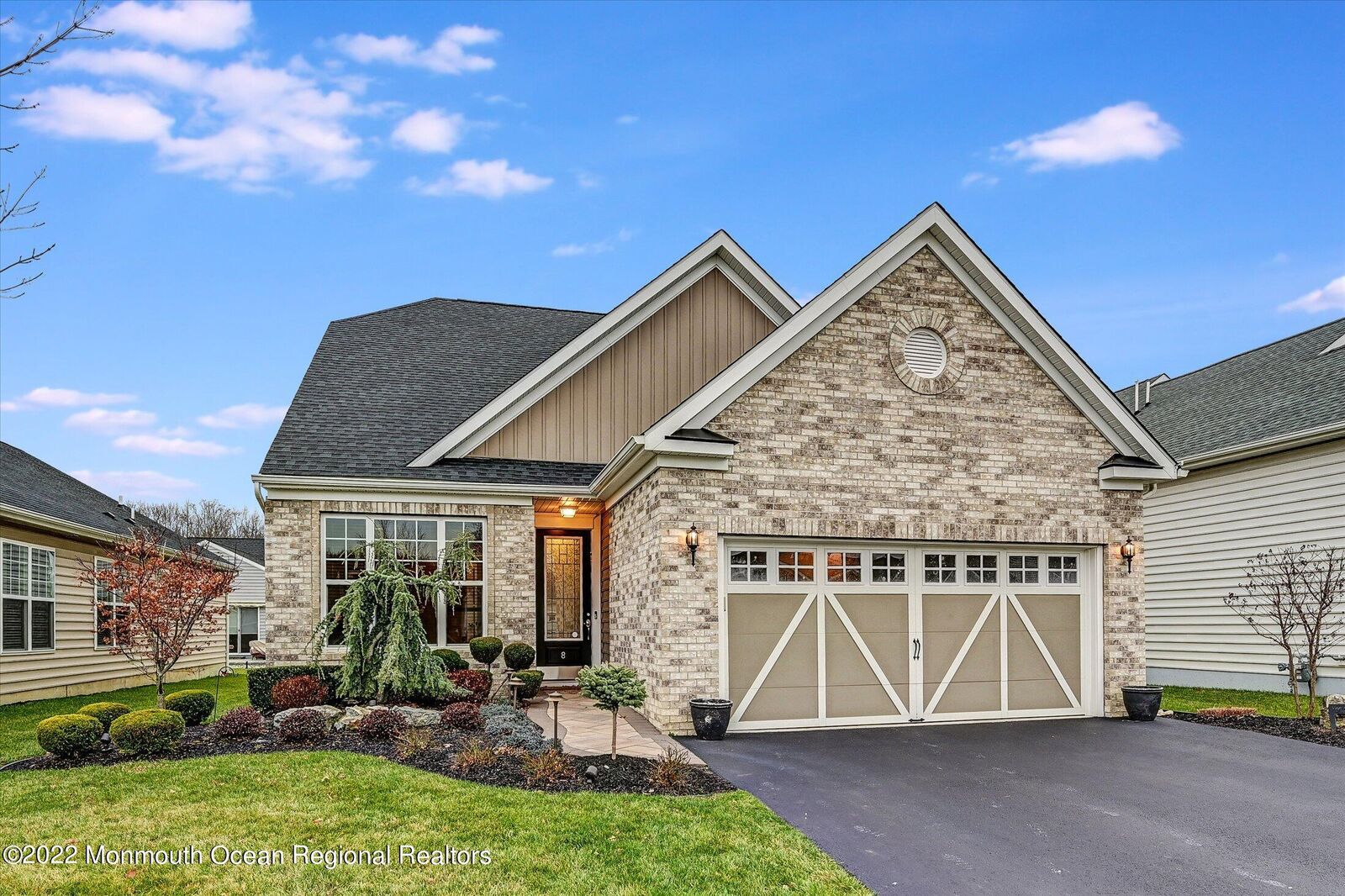 Property Photo:  8 Harvest Ridge Road  NJ 07731 