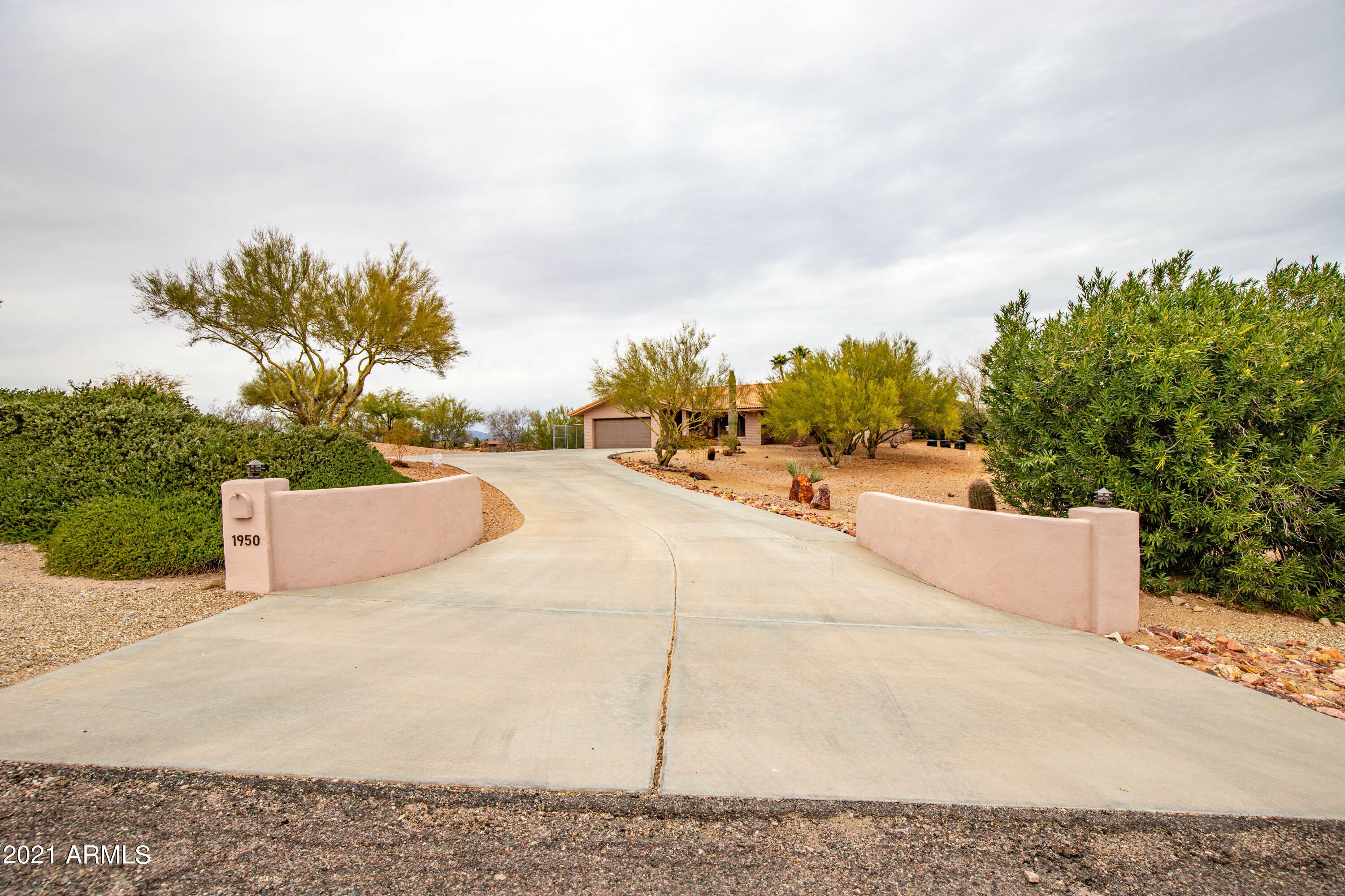 Property Photo:  1950 Loma Linda Drive  AZ 85358 