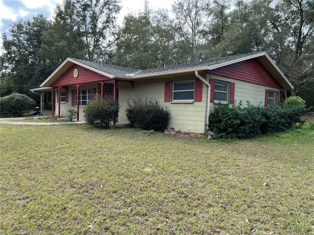 Property Photo:  600 NE 53rd Court  FL 34470 