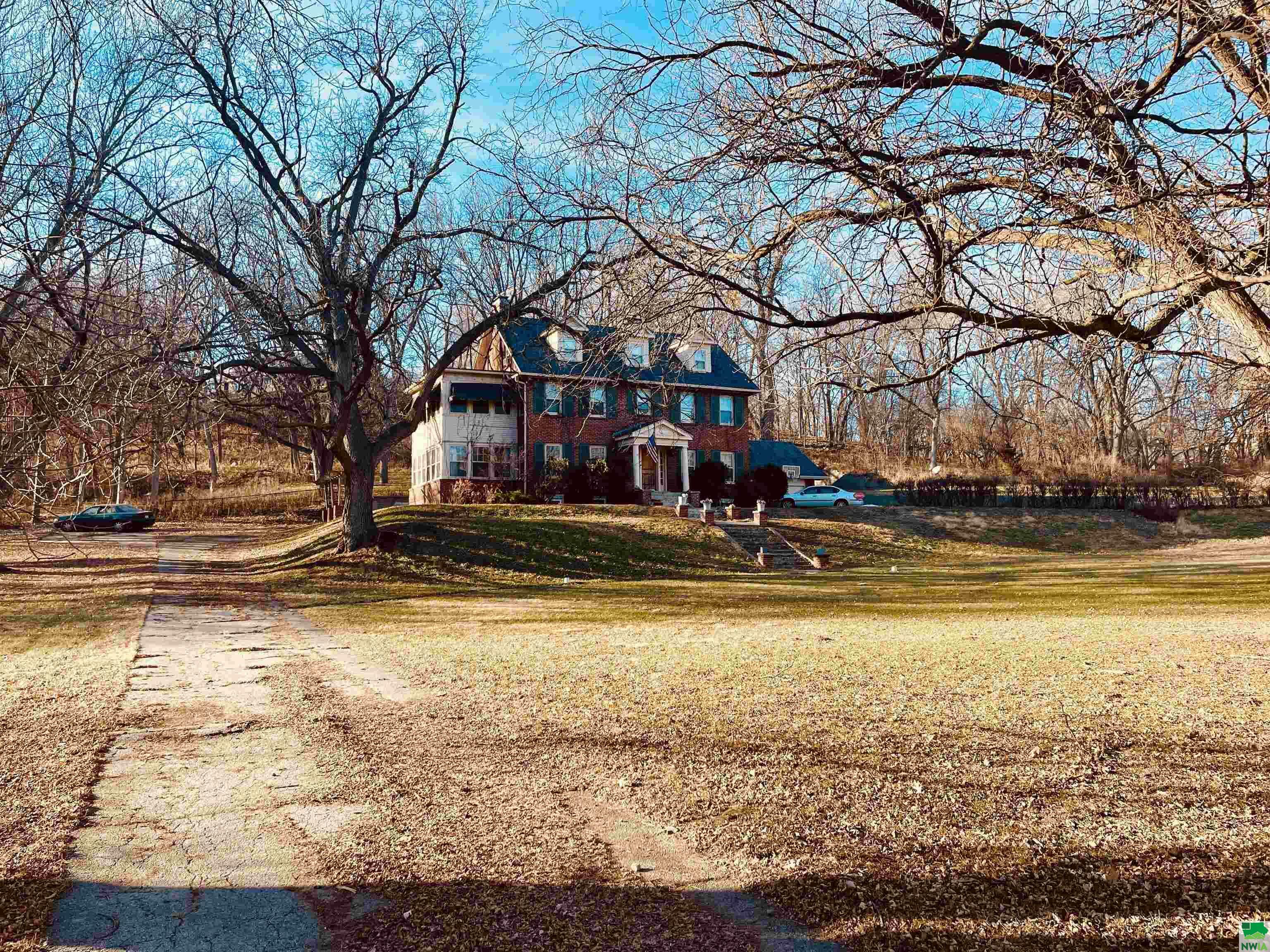 Property Photo: 4115 Country Club Blvd IA 51104