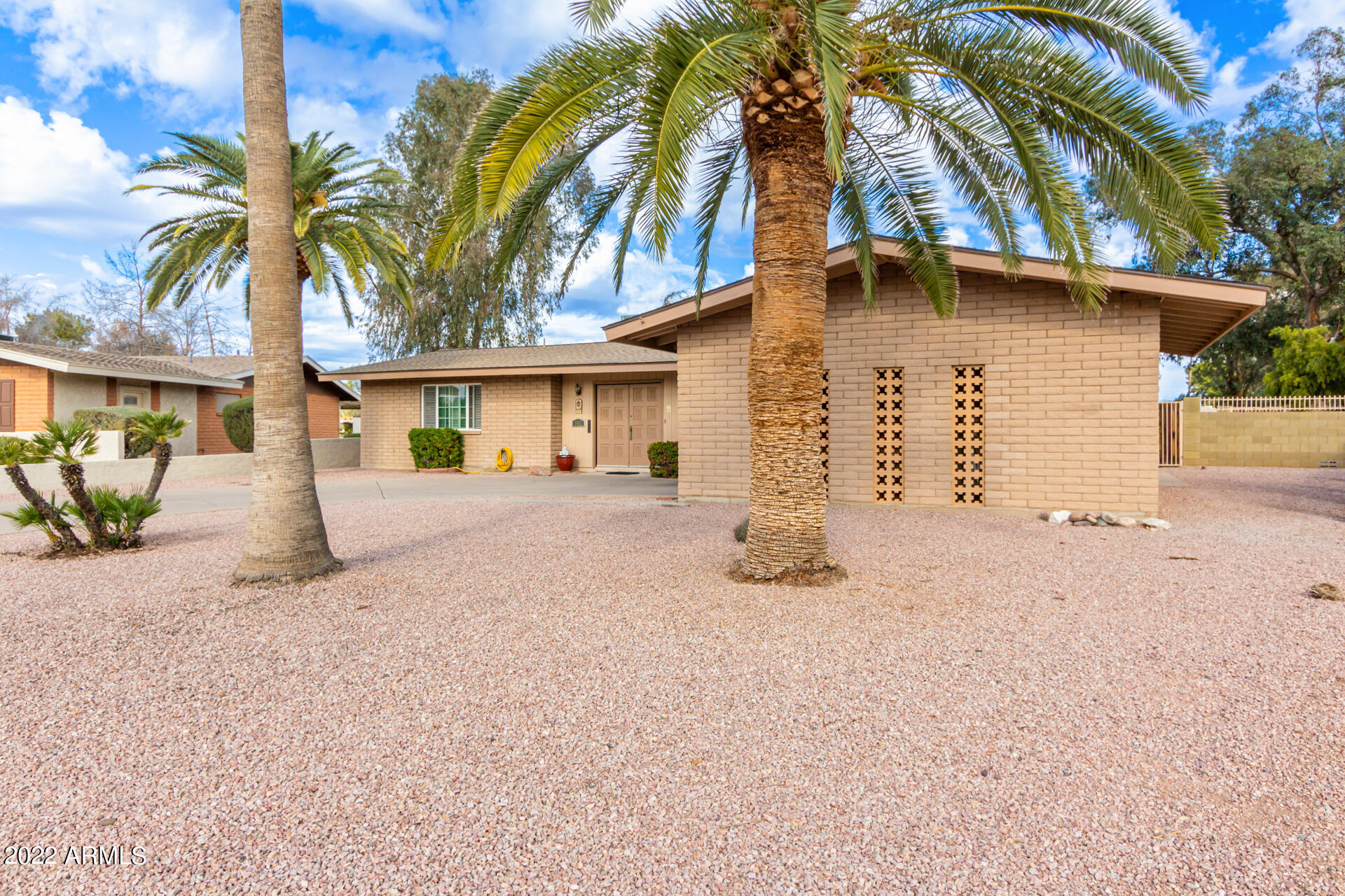 Property Photo:  632 S Revolta Circle  AZ 85208 