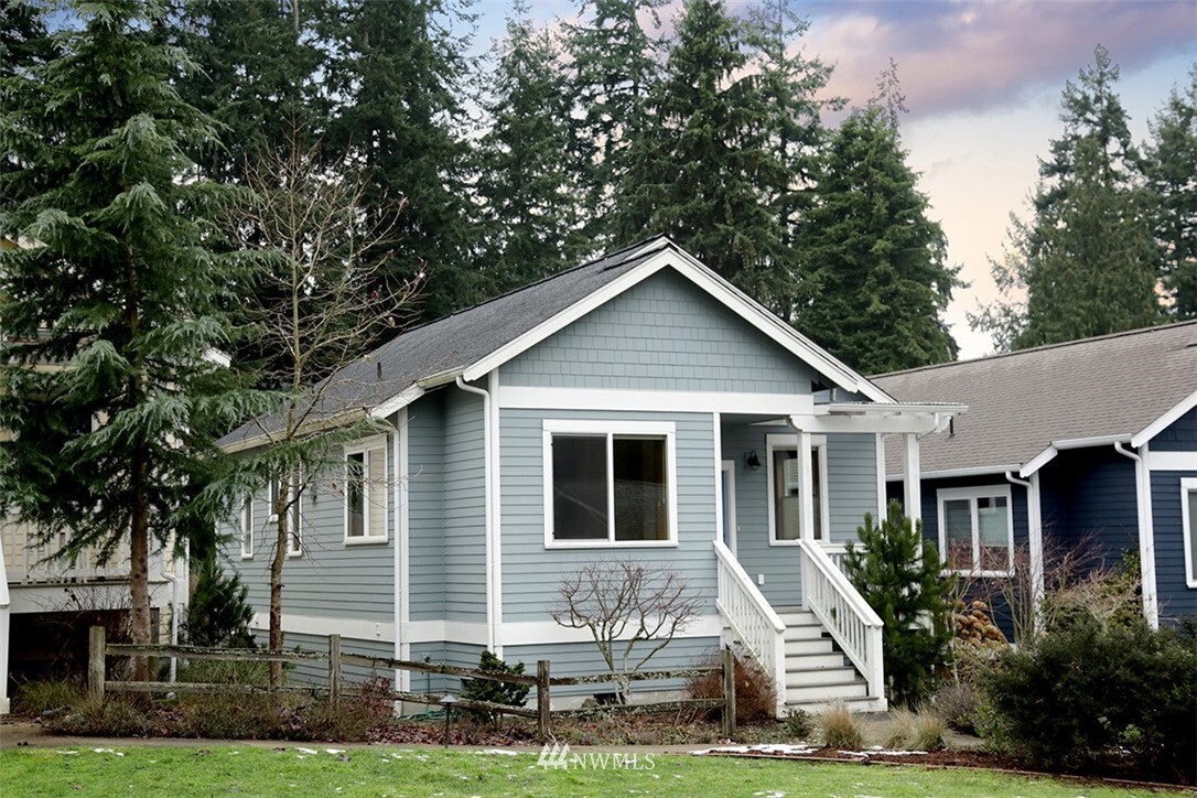 Property Photo: 1035 Village Loop WA 98260