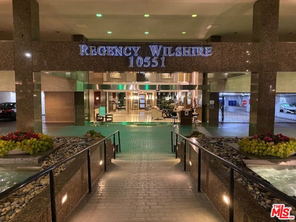 Property Photo:  10551   Wilshire Blvd 705  CA 90024 
