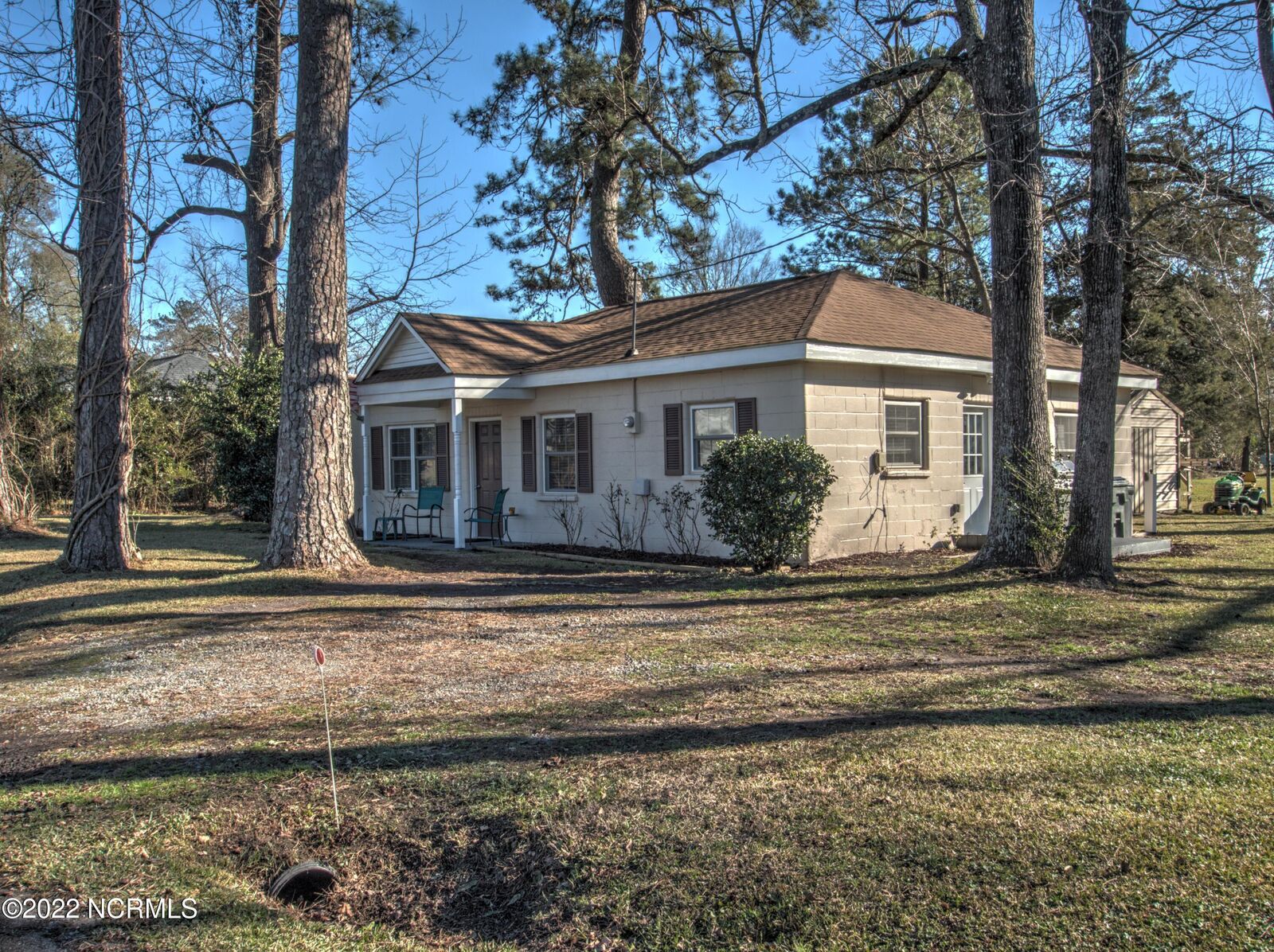 Property Photo: 707 7th Street NC 28555