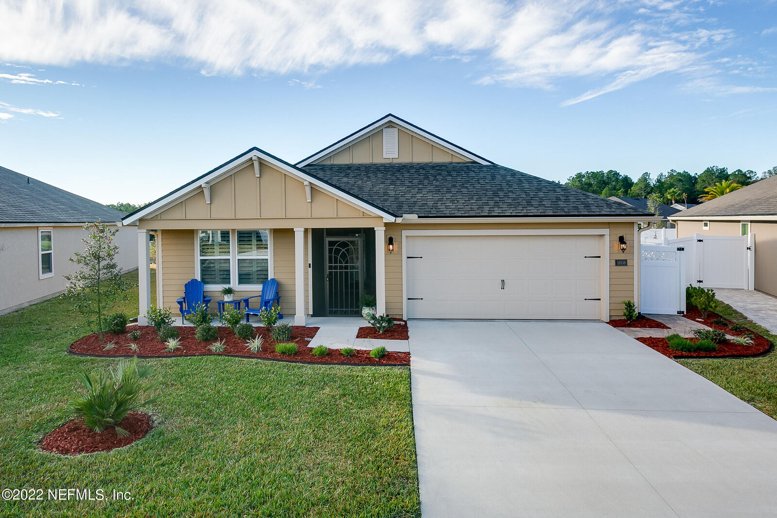 Property Photo: 3608 Vanden Court FL 32222