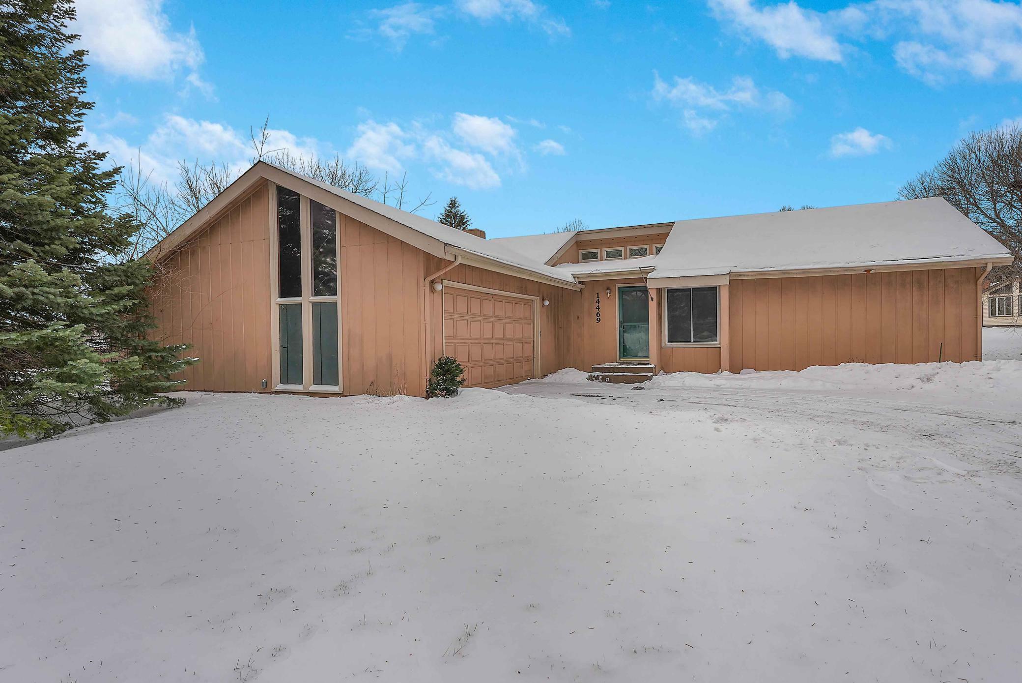 Property Photo:  14469 Guthrie Avenue  MN 55124 