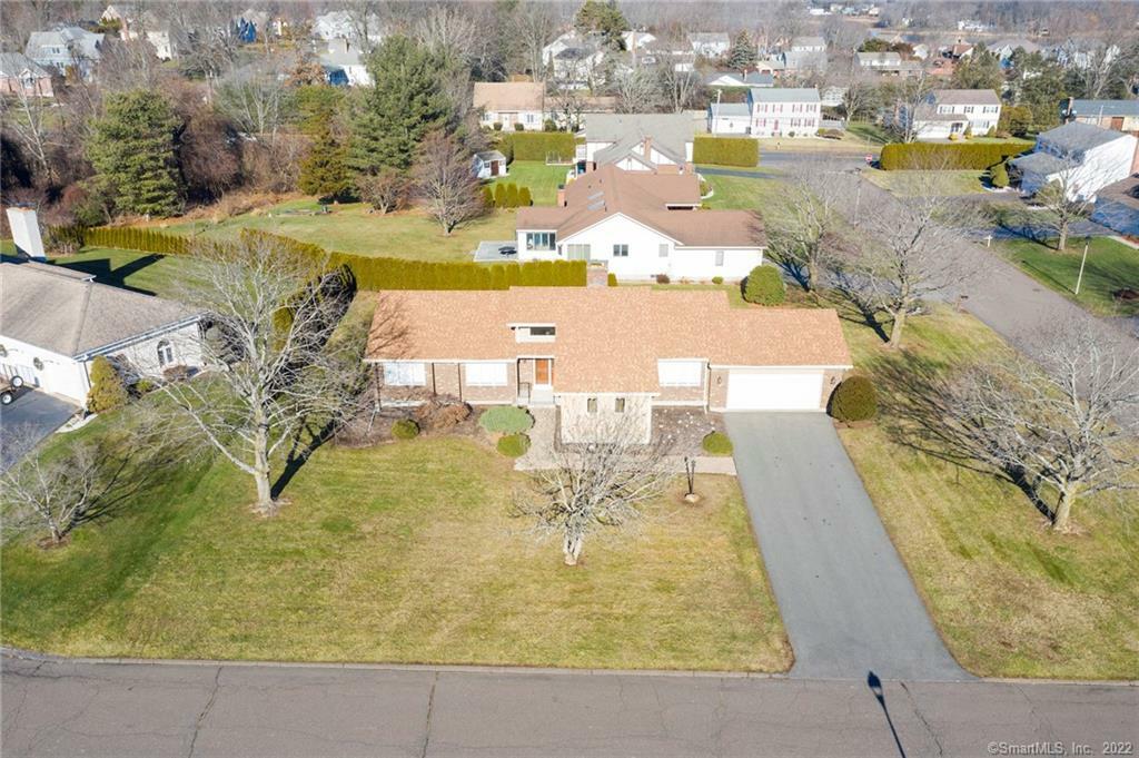 Property Photo: 21 Marshalls Meadows CT 06109