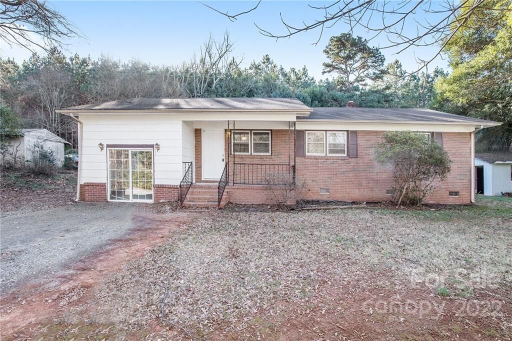 Property Photo: 121 Haywood Terrace NC 28056