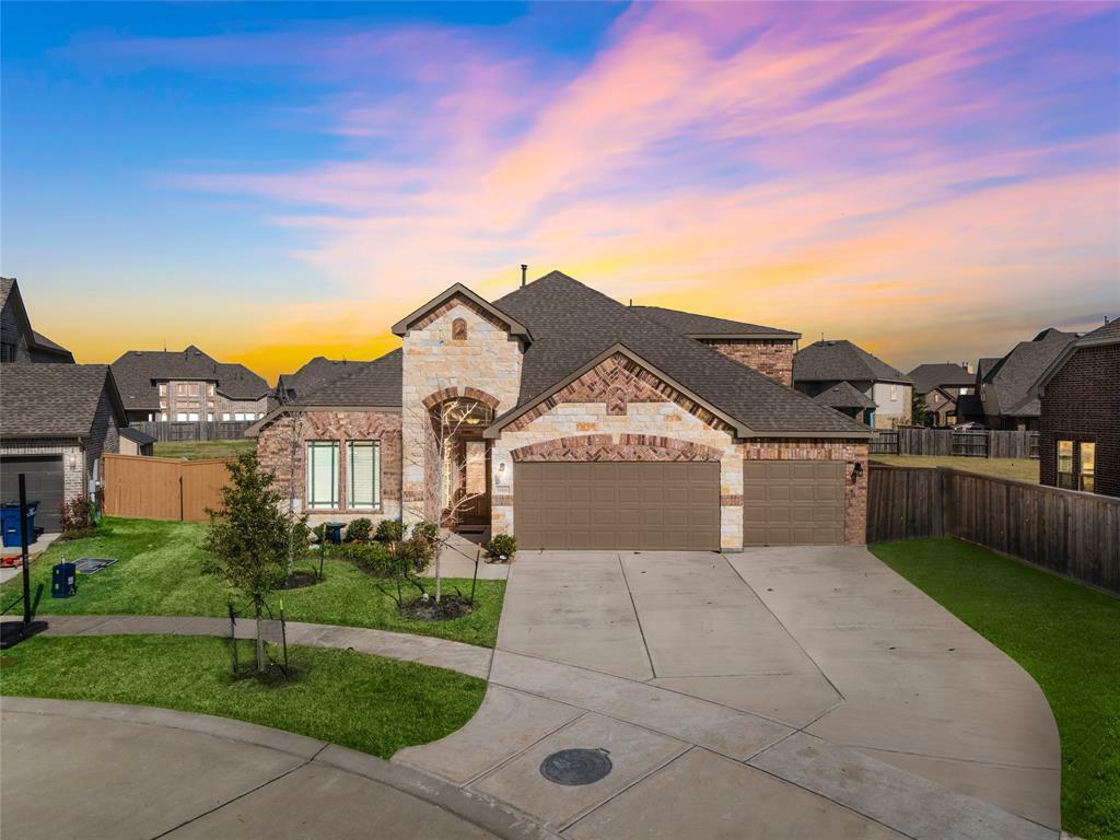 Property Photo:  12616 Grayton Drive  TX 77568 