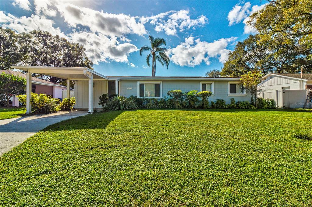 Property Photo:  2316 Carroll Grove Drive  FL 33612 