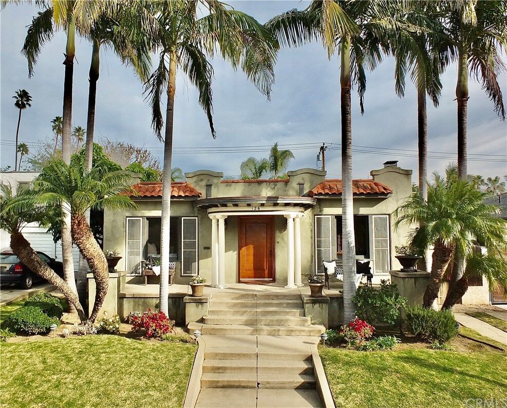 Property Photo:  126 Belmont Avenue  CA 90803 