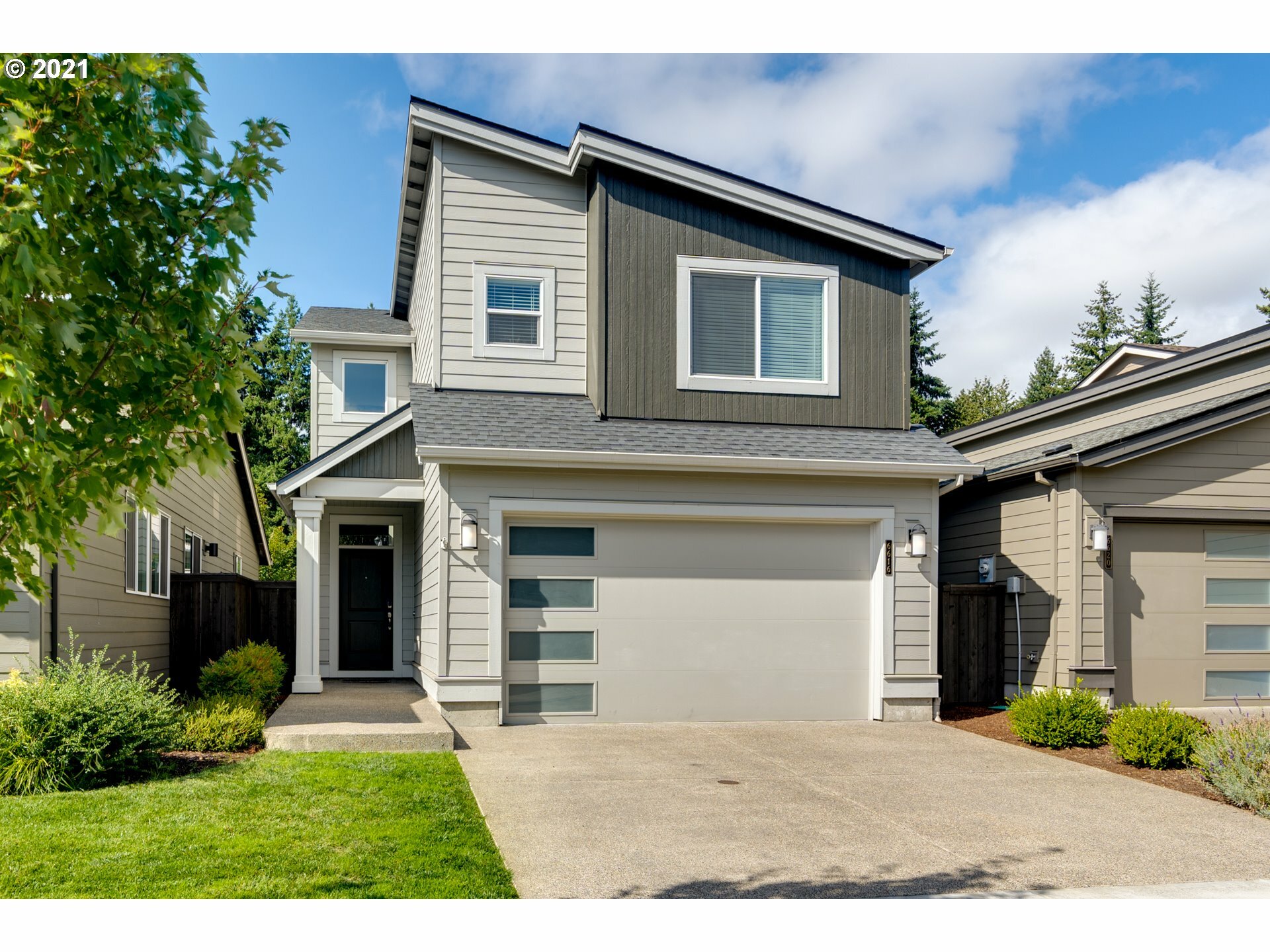 Property Photo: 6616 NE 68th Ave WA 98661