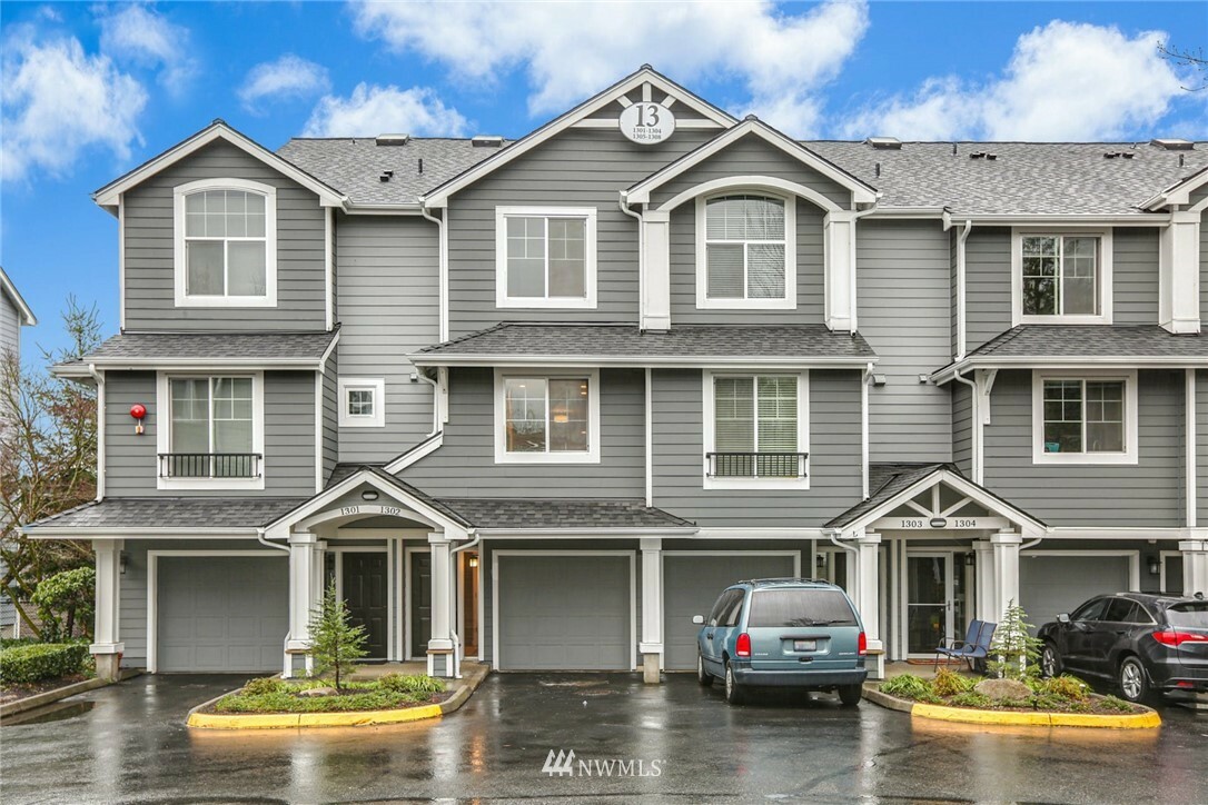 Property Photo:  16125 Juanita Woodinville Way NE 1302  WA 98011 