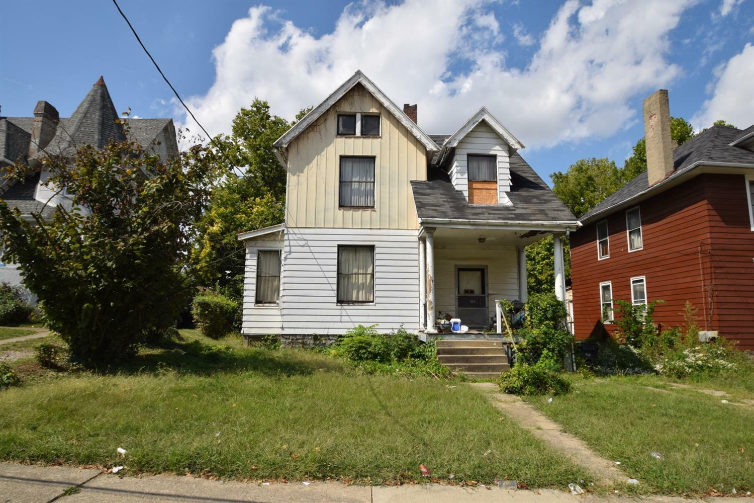 Property Photo:  3565 Harvey Ave  OH 45229 