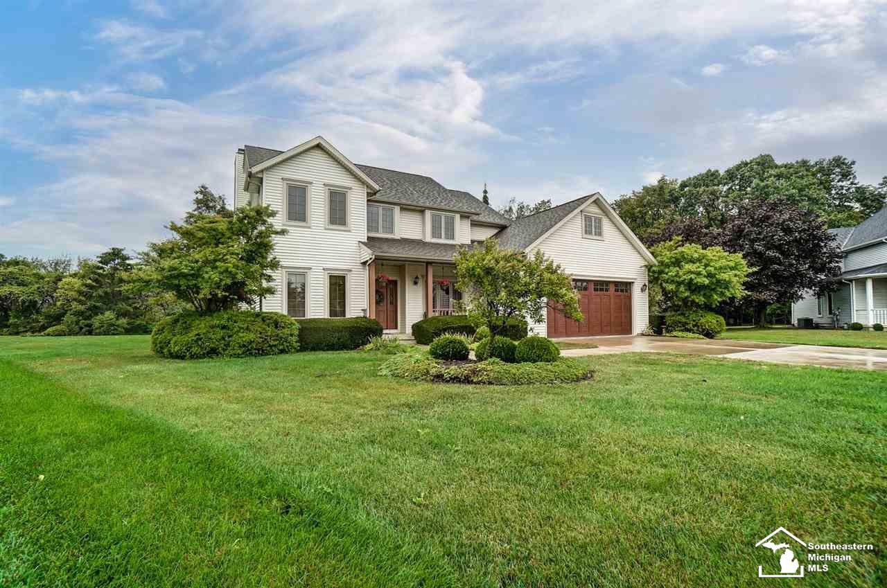 Property Photo:  4092 Bayview Circle  MI 48166 