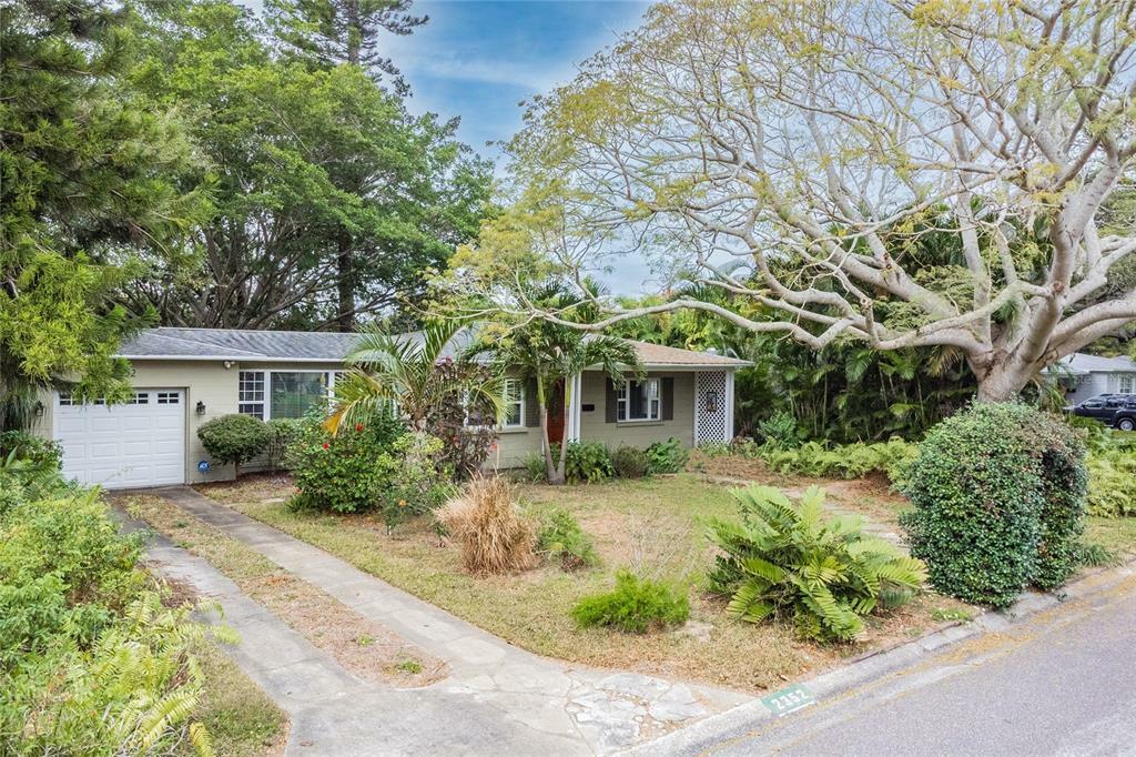 Property Photo:  2352 50th Street N  FL 33710 