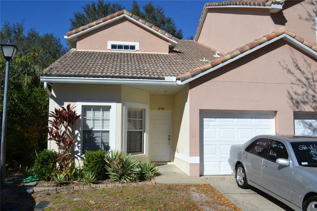 Property Photo:  1258 N Fairway Drive  FL 32712 