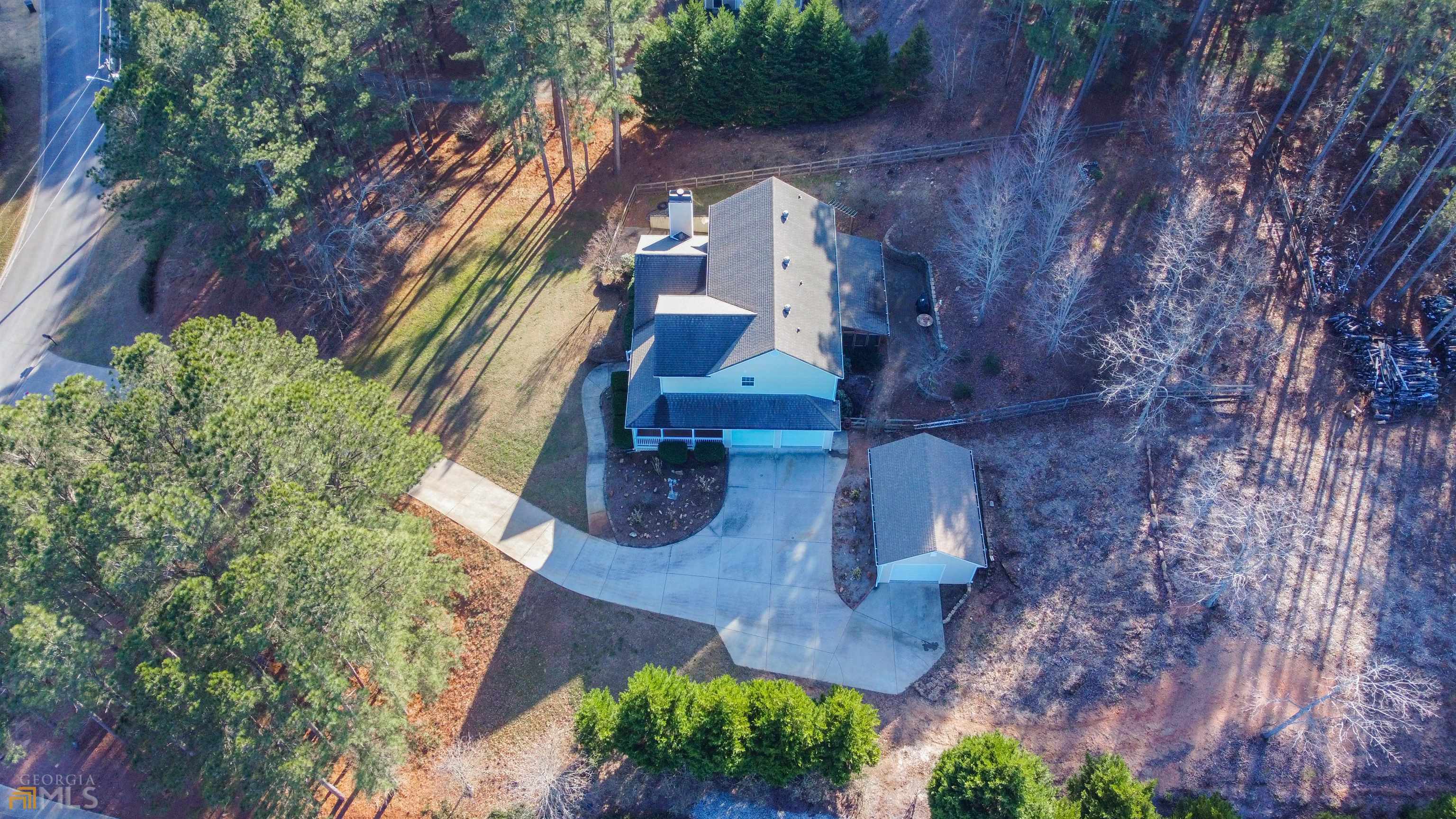 Property Photo:  105 Tunnel Hill Drive  GA 30107 