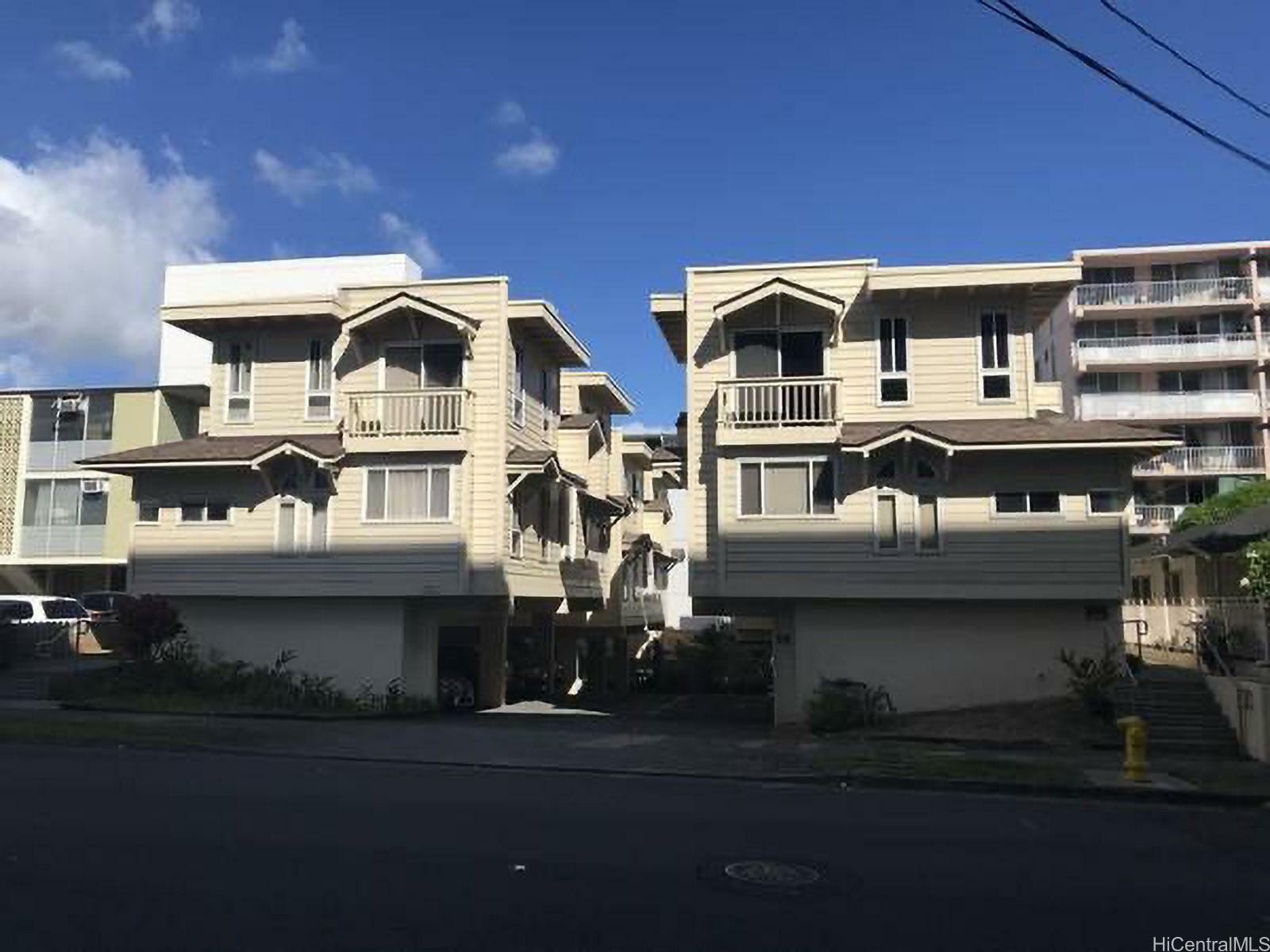 Property Photo:  1711 Makiki Street 301  HI 96822 