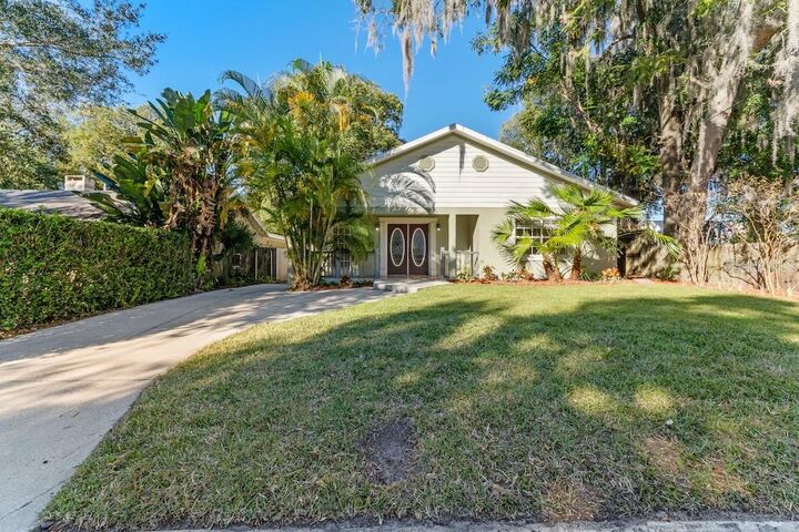 Property Photo: 1015 Lake Highland Drive FL 32803