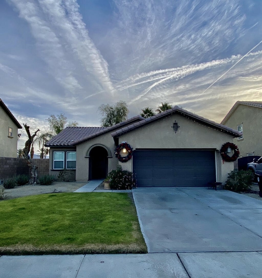 Property Photo:  53718 E Sienna Circle  CA 92236 