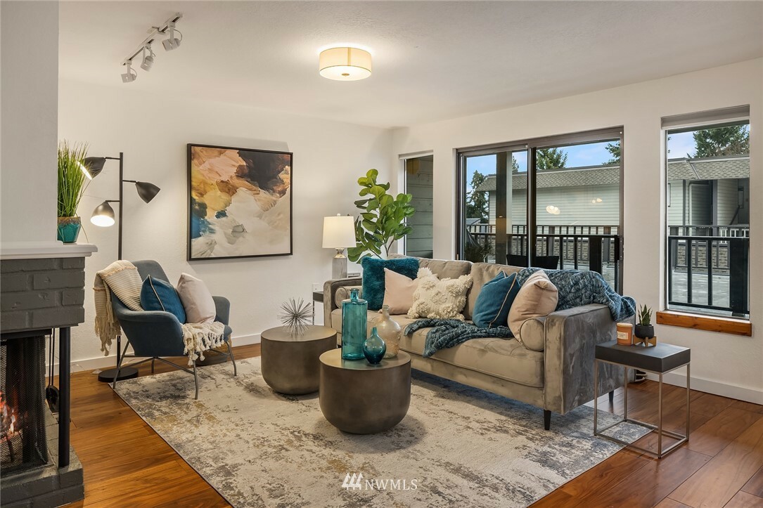 Property Photo: 2930 76th Avenue SE A102 WA 98040