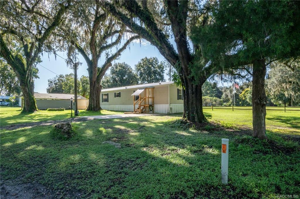 Property Photo:  7433 S Baker Avenue  FL 34436 