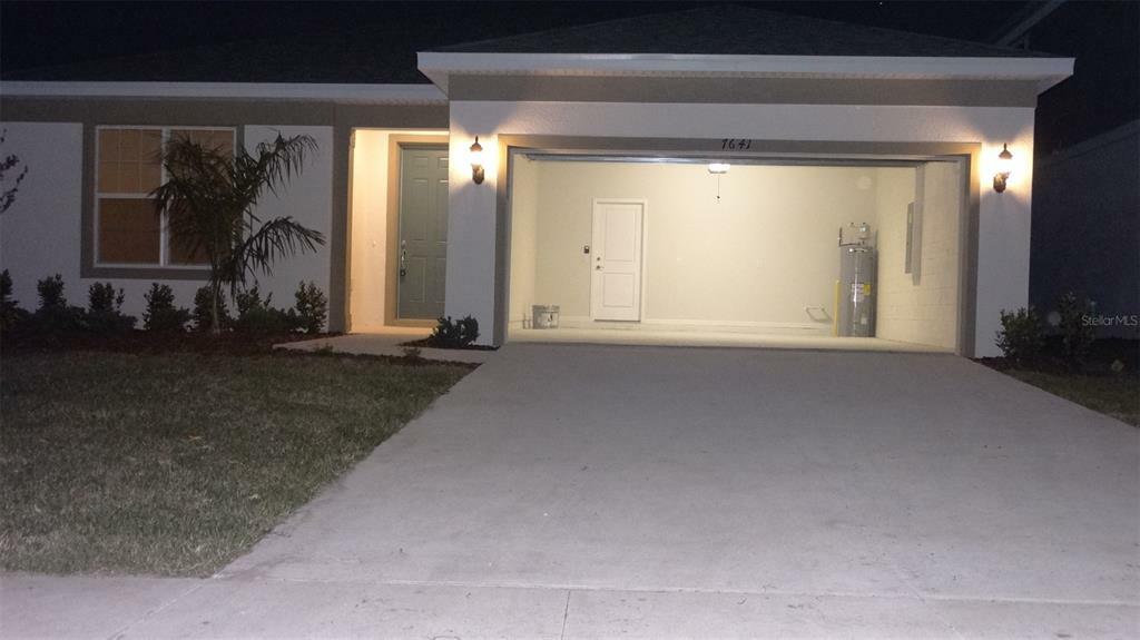Property Photo: 7641 Syracuse Dr FL 34714