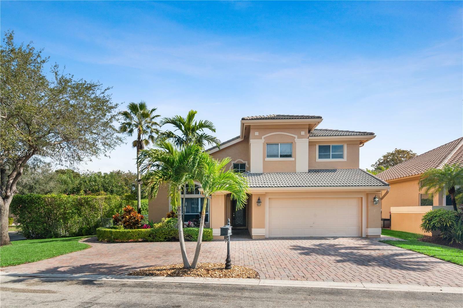 Property Photo:  1063 SW 156th Ter  FL 33027 